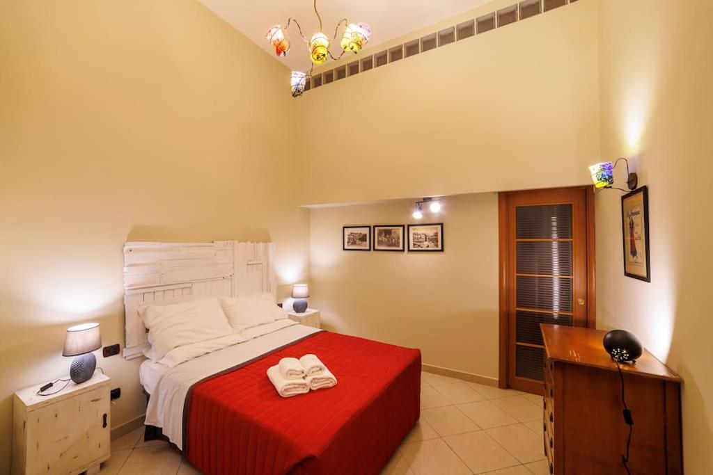 The San Gregorio Armeno Apartment By HouseinНаполи Екстериор снимка